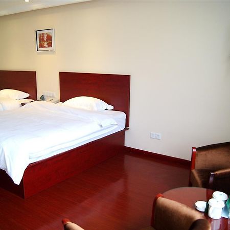 Greentree Inn Jiangsu Suqian Yiwu Business Center Fukang Avenue Express Hotel מראה חיצוני תמונה